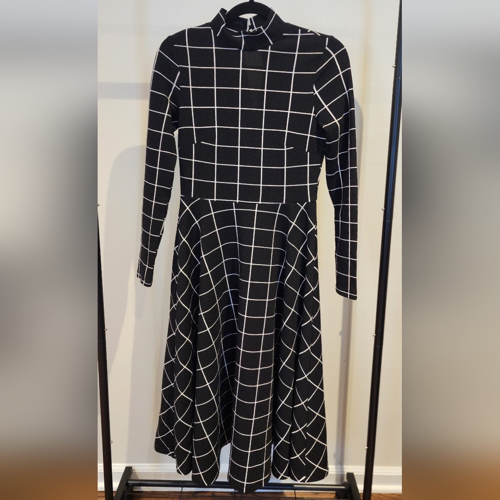 SHEIN Black and White Checkered Long Sleeve Dress